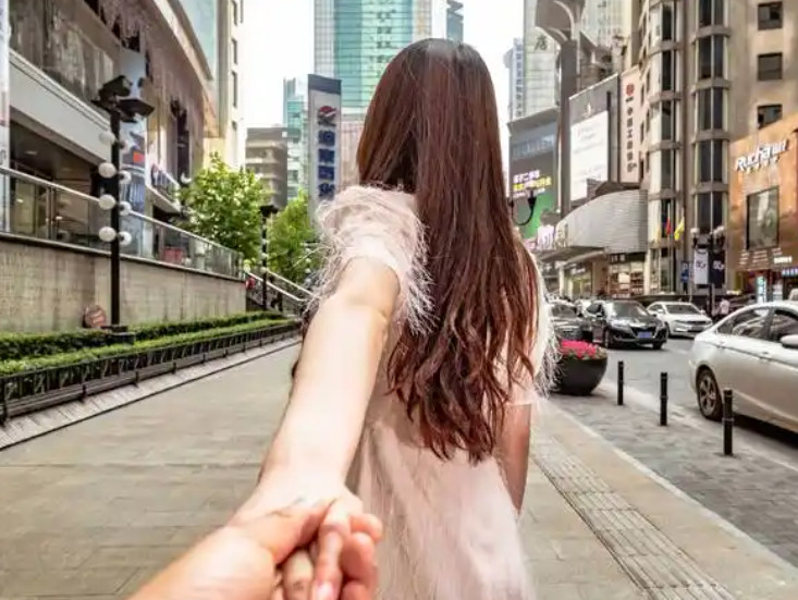 男友突然对你冷淡,如何挽回男友的...