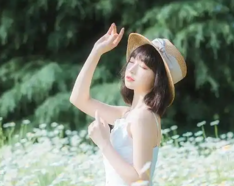 高情商男生必看！5个让女生无法拒绝的邀约技巧，轻松俘获芳心